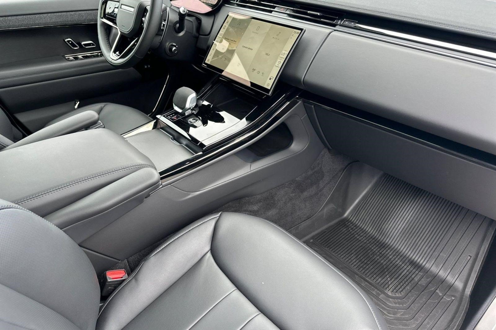 New 2026 Land Rover Range Rover Sport Dynamic SE AWD/4WD image 30