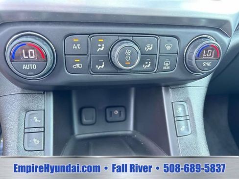 Used 2018 GMC Acadia SLT AWD/4WD image 27