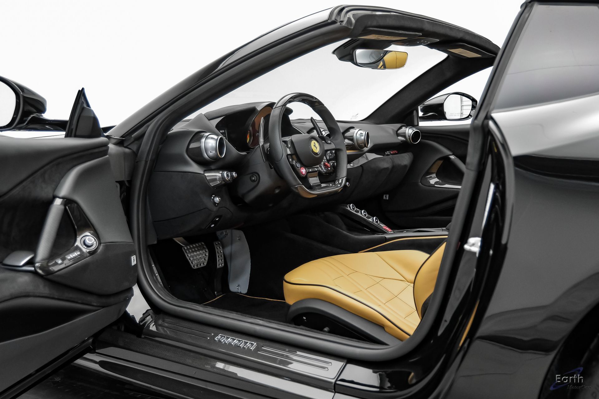 Used 2022 Ferrari 812 GTS RWD image 45