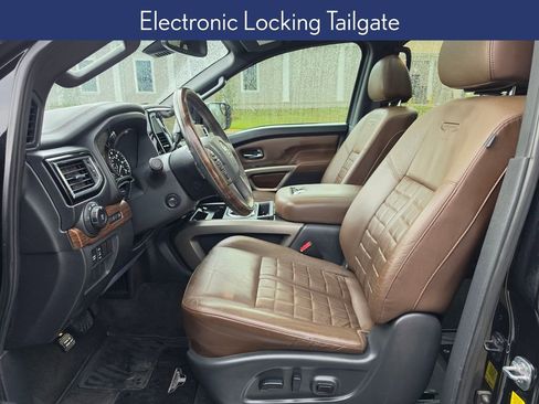 Used 2021 Nissan Titan Platinum Reserve w/ Moonroof Package image 7