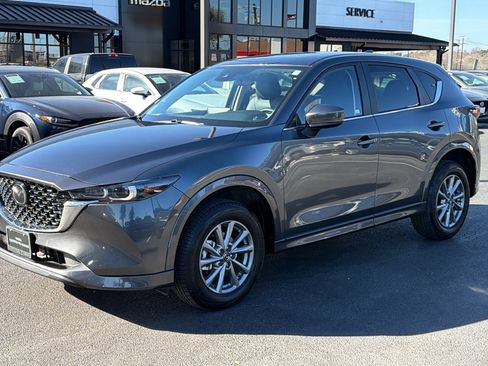 Used 2024 MAZDA CX-5 AWD 2.5 S w/ Preferred Package image 4