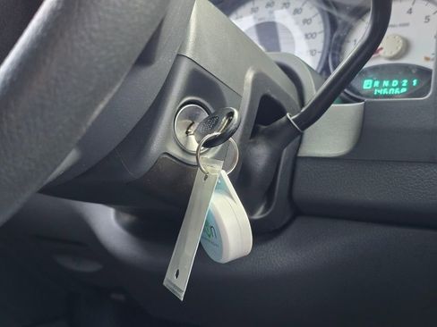 Used 2006 Dodge Dakota ST image 32