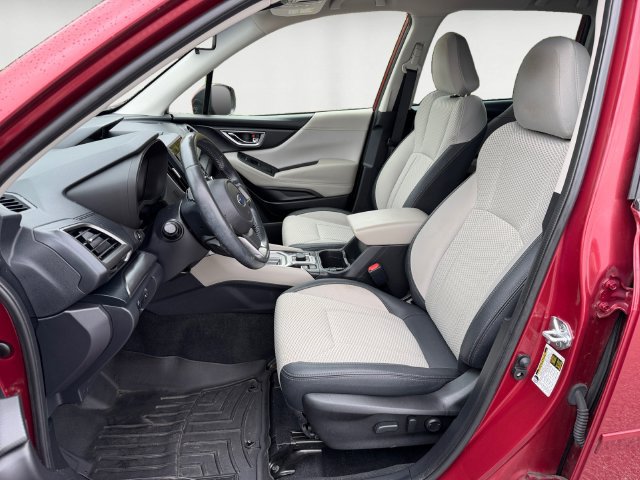 Certified 2023 Subaru Forester Premium AWD/4WD image 9