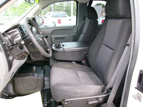 Used 2010 Chevrolet Silverado 2500 W/T image 14