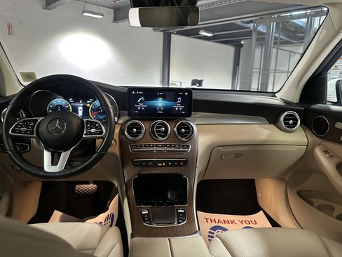 Certified 2022 Mercedes-Benz GLC 300 4MATIC image 23