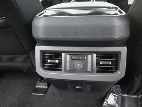 New 2026 Ford F250 Lariat w/ Black Appearance Package image 16