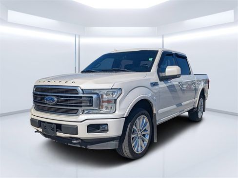 Used 2018 Ford F150 Limited w/ Trailer Tow Package image 7
