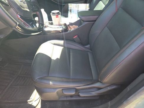Used 2024 Chevrolet Trax RS w/ Sunroof Package FWD image 8