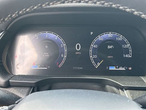 Certified 2025 Jeep Grand Cherokee Altitude AWD/4WD image 22