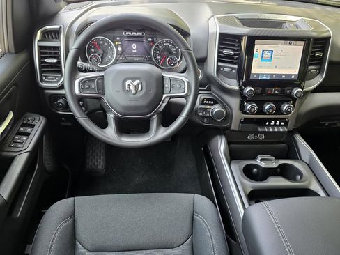 New 2026 RAM 1500 Express AWD/4WD image 11