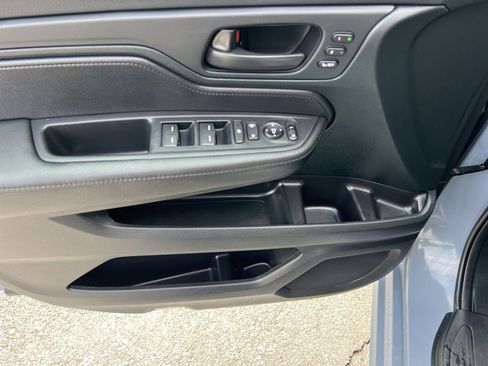 Used 2024 Honda Odyssey Sport image 15