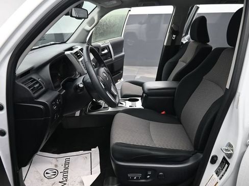 Used 2024 Toyota 4Runner SR5 image 12