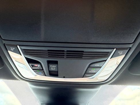Used 2023 Acura TLX Type S AWD/4WD image 21