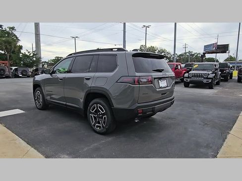 New 2026 Jeep Cherokee Laredo AWD/4WD image 30