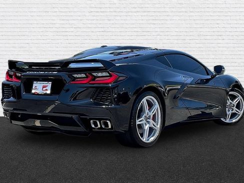 Used 2021 Chevrolet Corvette Stingray Premium Cpe w/ Z51 Performance Package RWD image 6