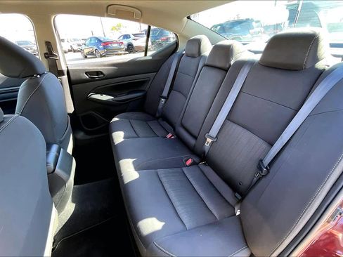 Used 2024 Nissan Altima 2.5 SV image 19