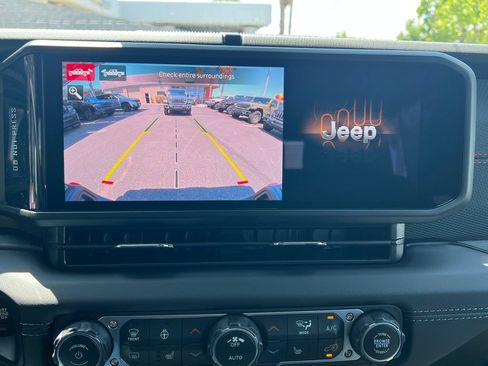 New 2026 Jeep Gladiator Rubicon AWD/4WD image 27