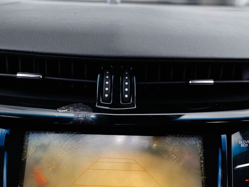 Used 2019 Cadillac CTS Luxury image 33