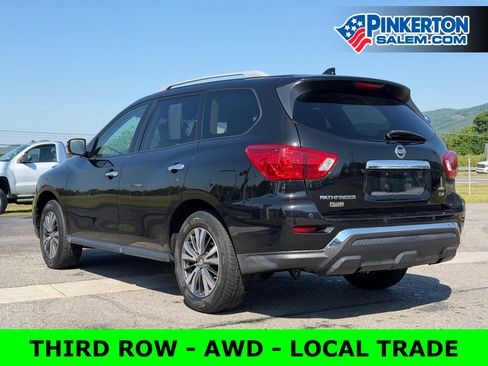 Used 2019 Nissan Pathfinder SV AWD/4WD image 3