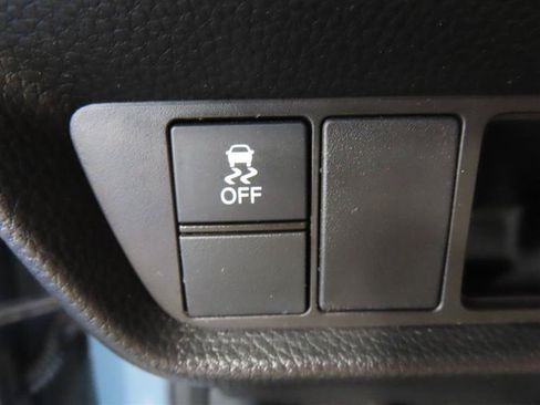 Used 2024 Honda HR-V EX-L image 18