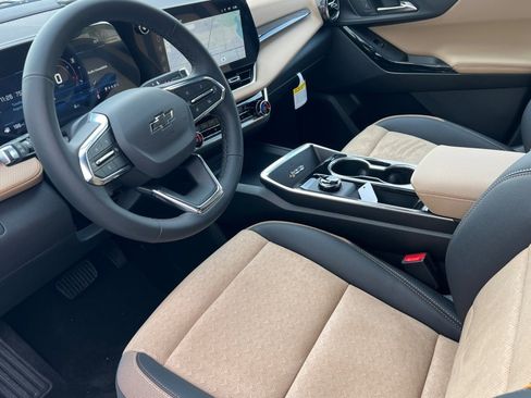 New 2026 Chevrolet Equinox ACTIV w/ Convenience Package III image 7