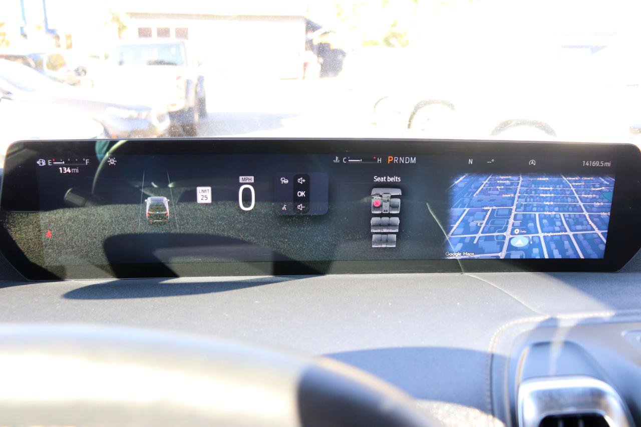 Used 2025 Ford Expedition Max Platinum AWD/4WD image 34