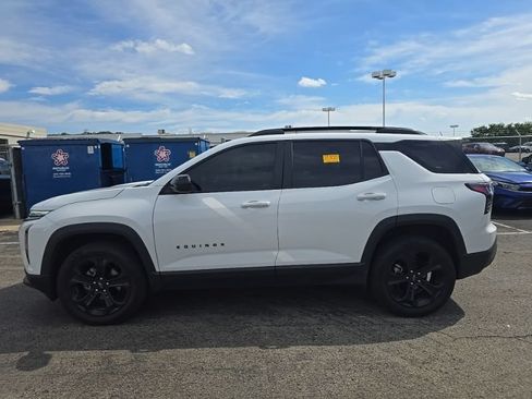 Used 2025 Chevrolet Equinox LT w/ Midnight Edition FWD image 4