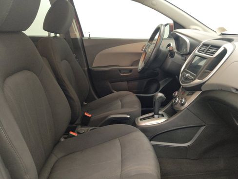 Used 2019 Chevrolet Sonic LT w/ Convenience Package FWD image 21
