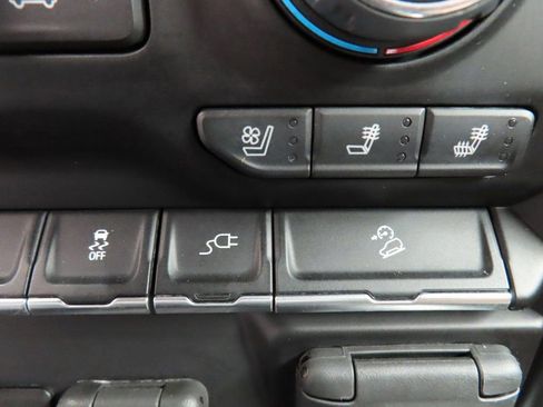 Used 2023 Chevrolet Silverado 2500 High Country w/ Z71 Off-Road Package image 63