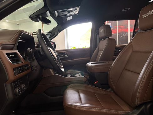 Used 2024 Chevrolet Tahoe High Country image 12