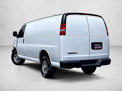 Used 2023 Chevrolet Express 2500 w/ Driver Convenience Package RWD image 13