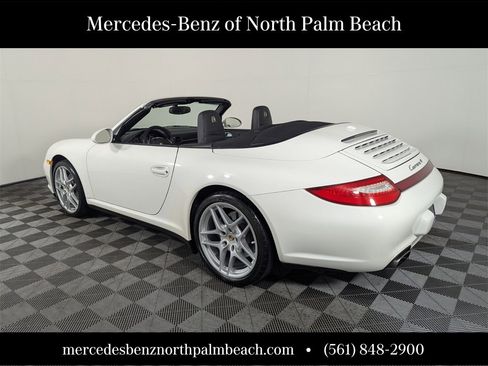 Used 2011 Porsche 911 Carrera 4 image 4