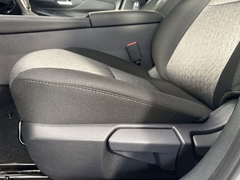 New 2026 Nissan Sentra SV w/ SV Convenience Package FWD image 21