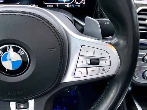 Used 2020 BMW 745e xDrive image 23