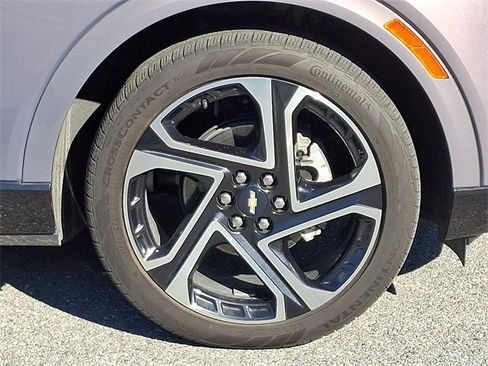 Used 2024 Chevrolet Equinox EV LT image 8