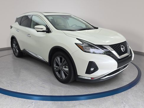 Certified 2022 Nissan Murano Platinum w/ Cargo Package AWD/4WD image 3