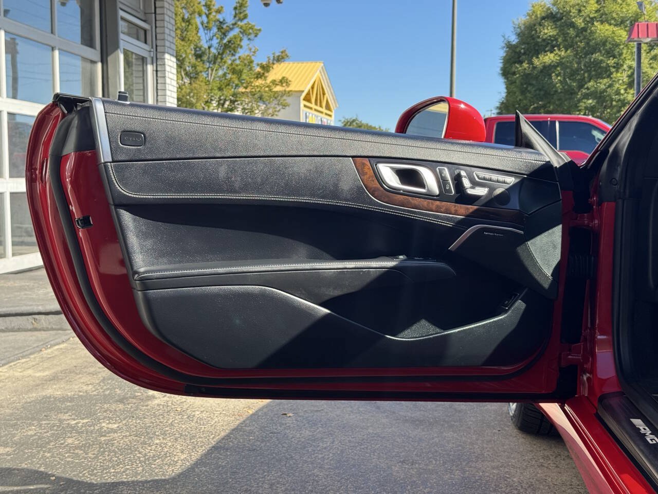 Used 2016 Mercedes-Benz SL 63 AMG image 26