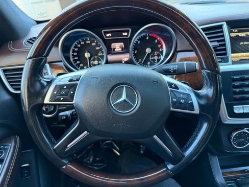Used 2016 Mercedes-Benz GL 320 BlueTEC 4MATIC image 10