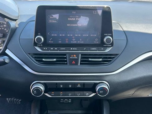 Used 2021 Nissan Altima 2.5 SV FWD image 13