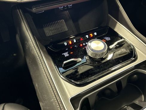 New 2026 Jeep Grand Wagoneer Limited image 25