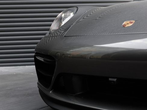 Certified 2023 Porsche 911 Carrera GTS RWD image 39