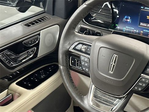 Used 2022 Lincoln Navigator Black Label image 25