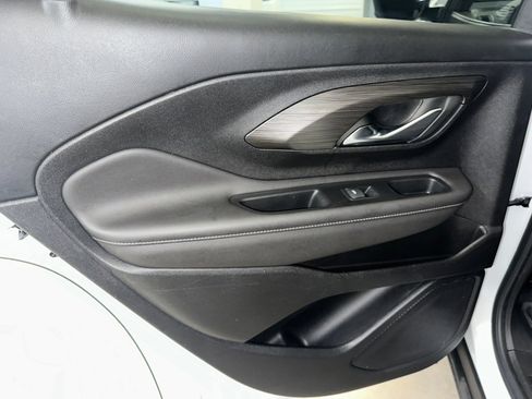 Certified 2023 GMC Terrain SLE w/ Driver Convenience Package image 17