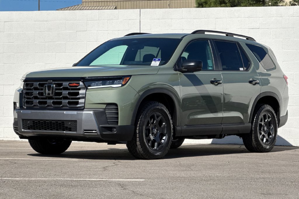 New 2026 Honda Pilot TrailSport image 12