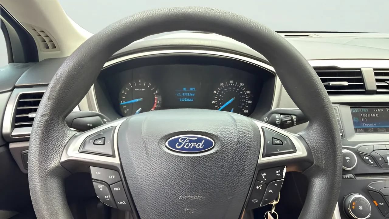 Used 2013 Ford Fusion S FWD image 11