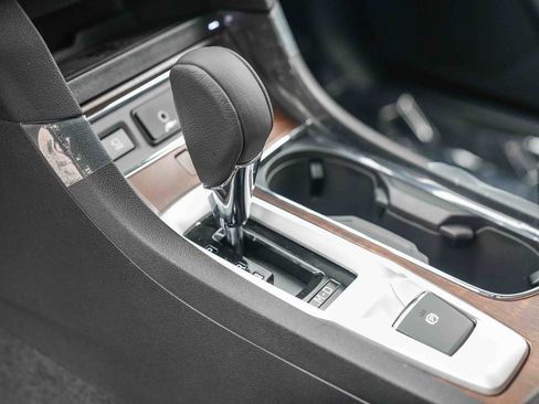 New 2025 Subaru Ascent Touring image 20