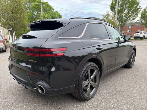 Used 2023 Genesis GV70 3.5T Sport w/ Sport Prestige Package AWD/4WD image 5