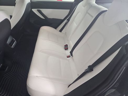 Used 2020 Tesla Model 3 Standard Range image 20