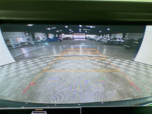 Used 2023 Chevrolet Equinox LT w/ LPO, Floor Liner Package FWD image 18