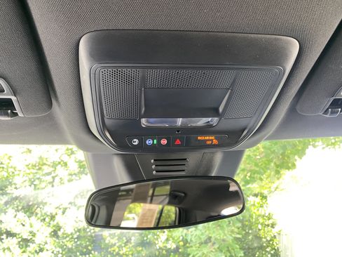 Used 2025 Chevrolet Equinox EV LT FWD image 31